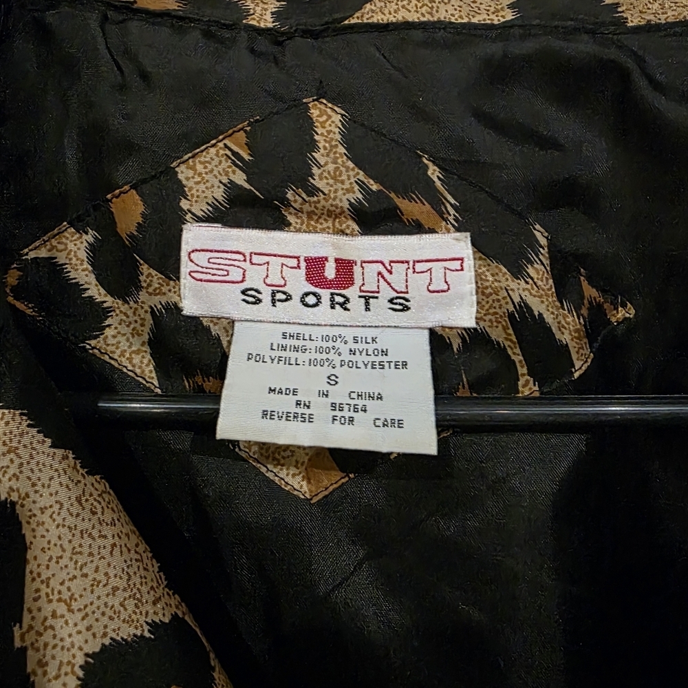 STUNT SPORTS Leopard Print Puffer Jacket 100% SILK Shell Size Small - Picture 2 of 3